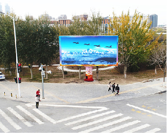 永胜户外大屏广告投放要点。